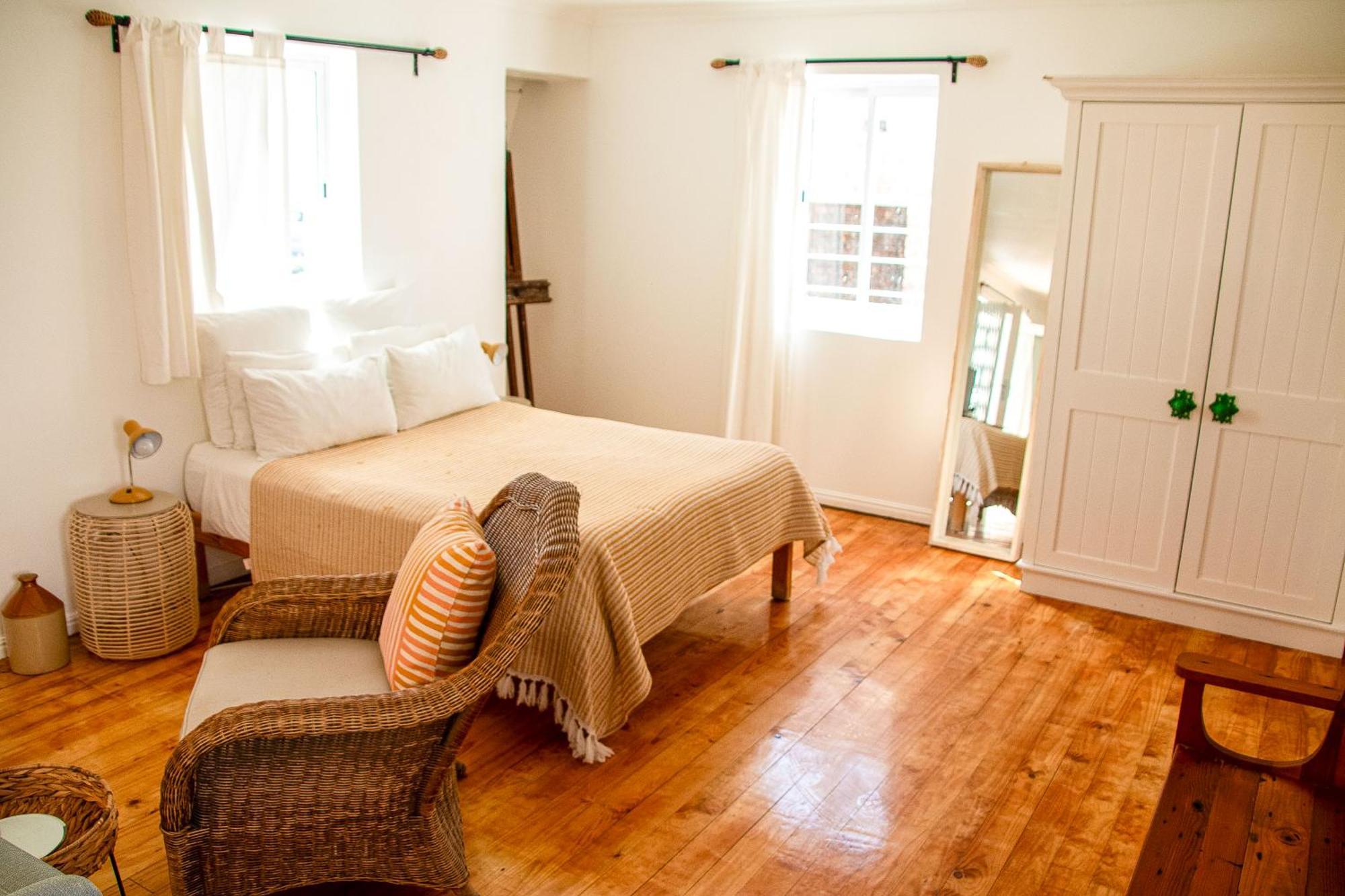 Die Opstal House With Apartments Paternoster Room photo